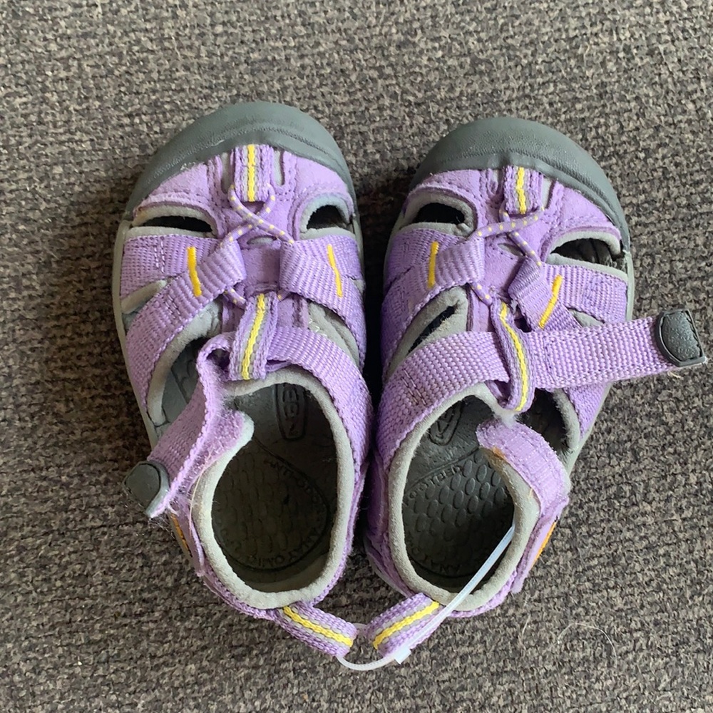 Toddler keen sandals